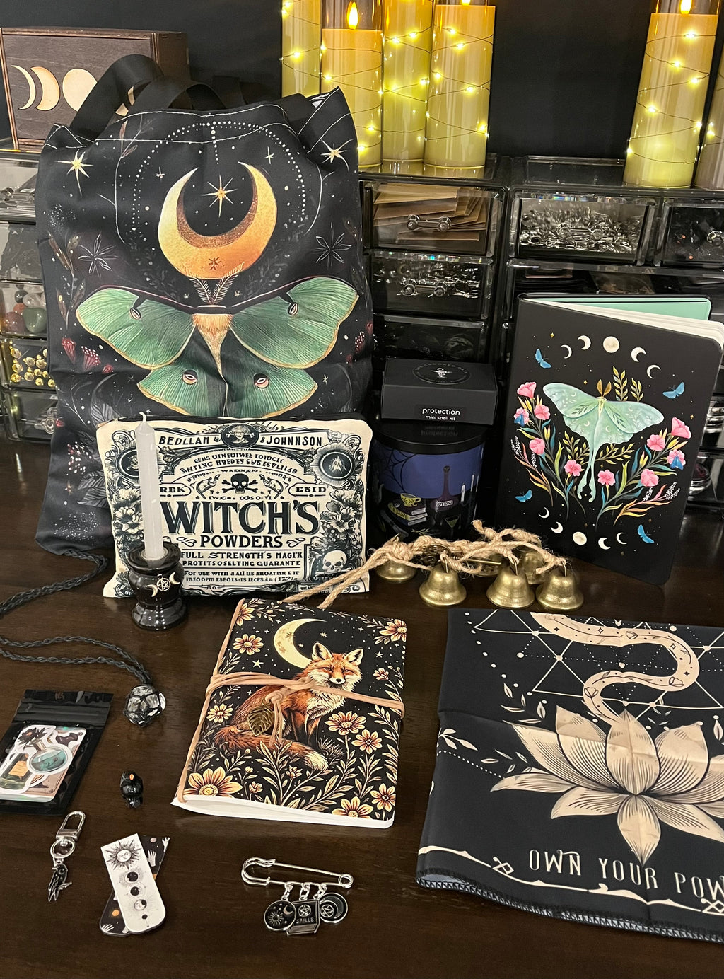 The Raven’s Curio Box – Witchy Edition